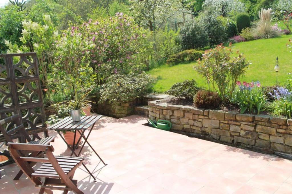 Ferienwohnung Ein Zuhause mit schönem Garten Bonn Exterior foto