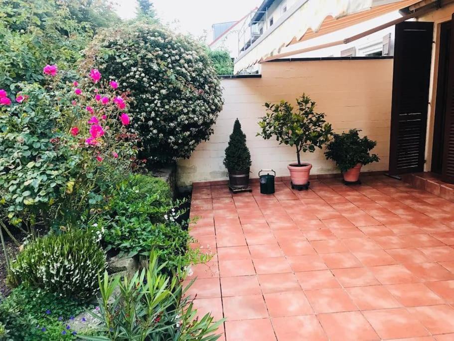 Ferienwohnung Ein Zuhause mit schönem Garten Bonn Exterior foto